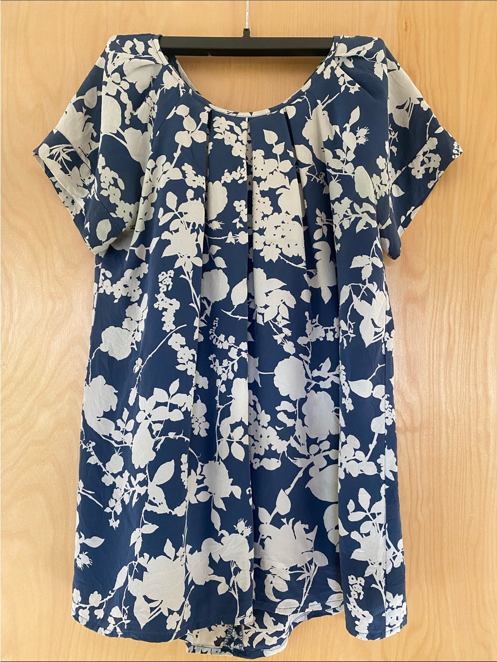 Ulla Johnson Blue and Cream Floral Silk Blouse (size 4)